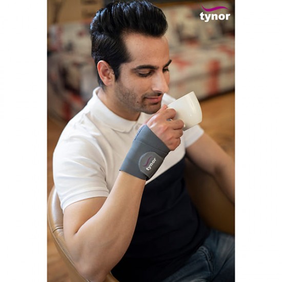 Tynor Wrist Brace with Thumb (One Size Fits All) (E 06)